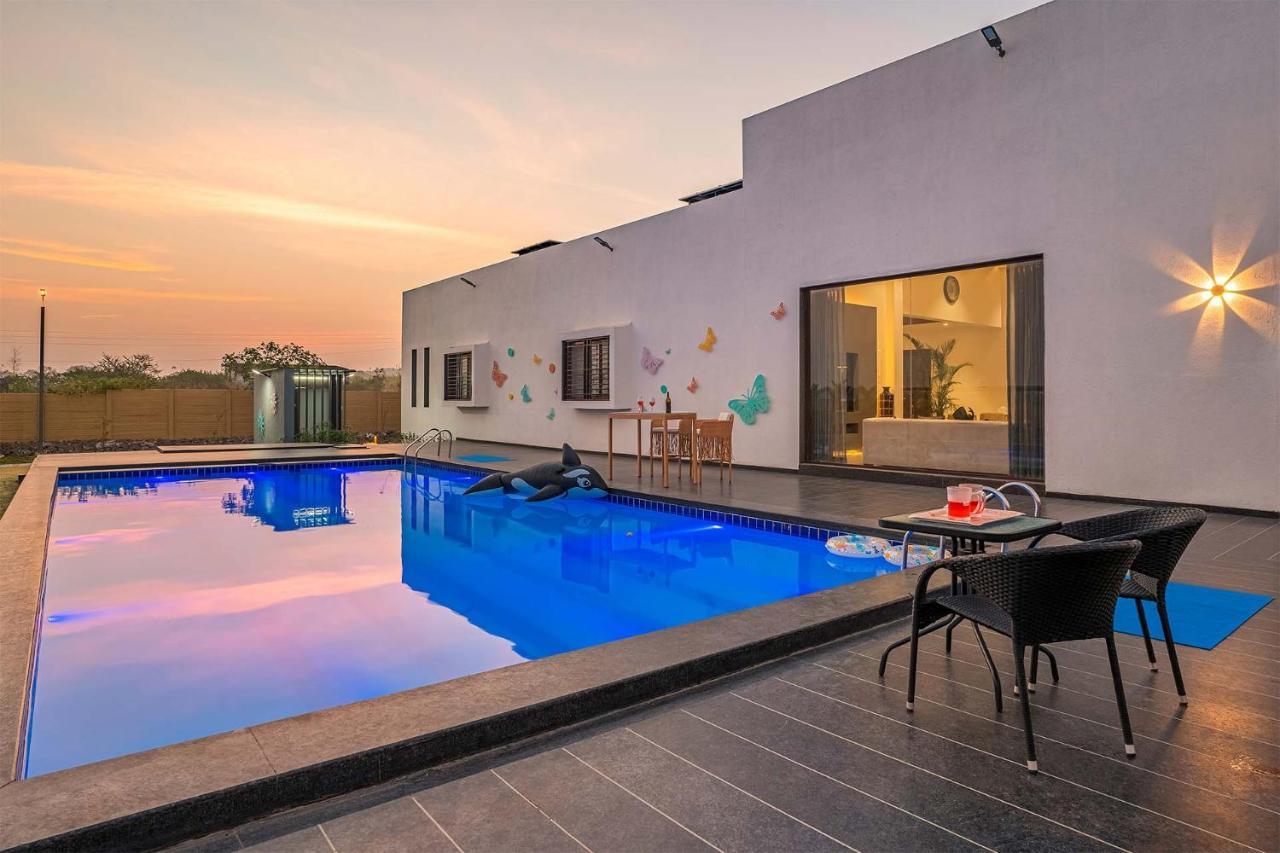 Stayvista'S Le Bon Horizon - Hillside Elegance With Chic Interiors, Poolside Serenity & Picturesque Gazebo - Proximity To Sula Nashik Exterior foto