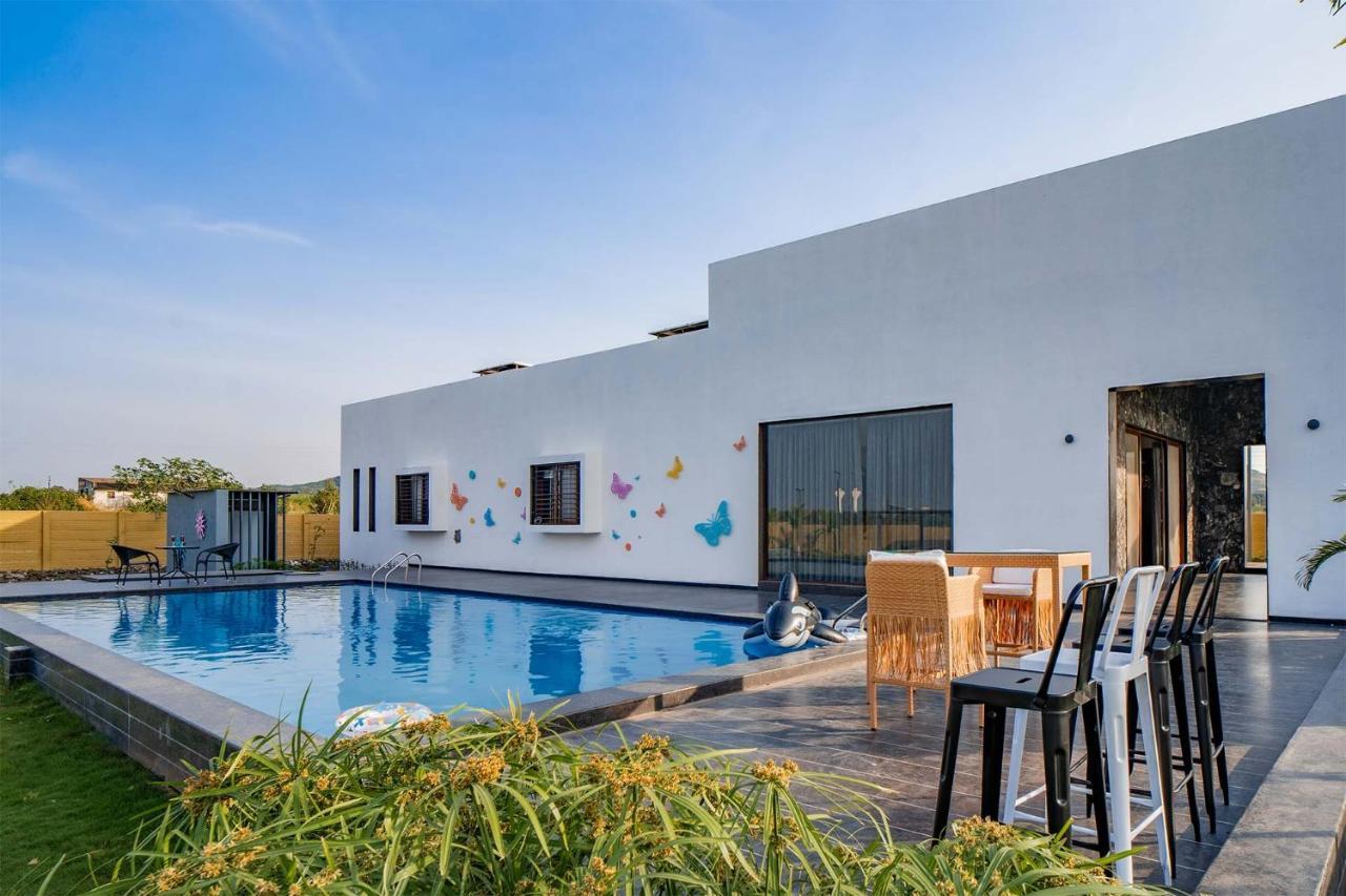 Stayvista'S Le Bon Horizon - Hillside Elegance With Chic Interiors, Poolside Serenity & Picturesque Gazebo - Proximity To Sula Nashik Exterior foto